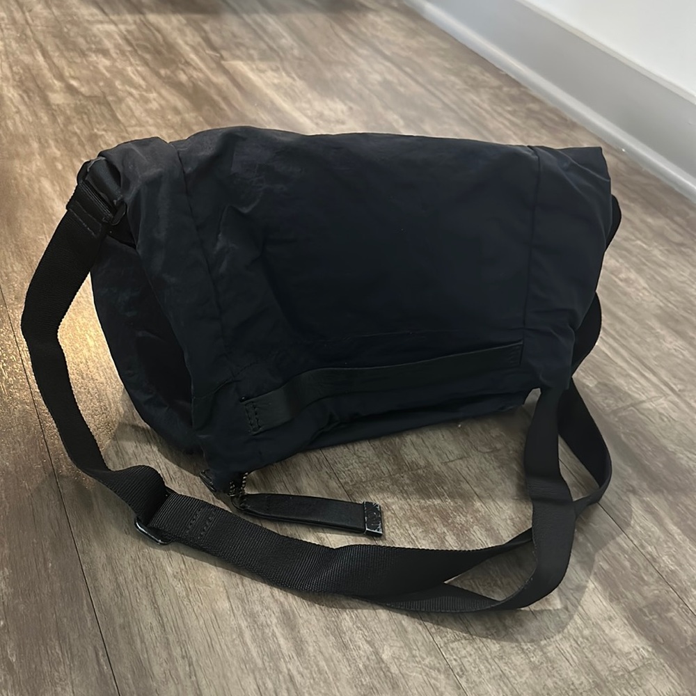 Lululemon Festival Bag